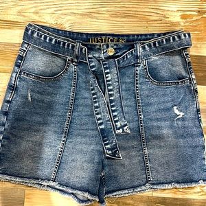 JUSTICE DARK DENIM BELTED WAIST SIZE 20 PLUS